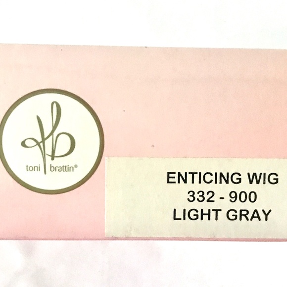 Toni Brattin Hair Fabulous Short Enticing Wig Light Gray 332-900 main image 4